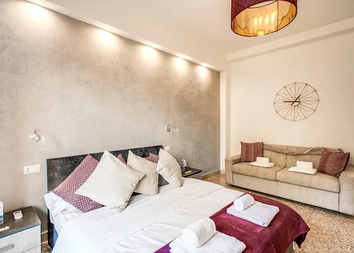 Nuovo Colonna - San Giovanni Apartment *